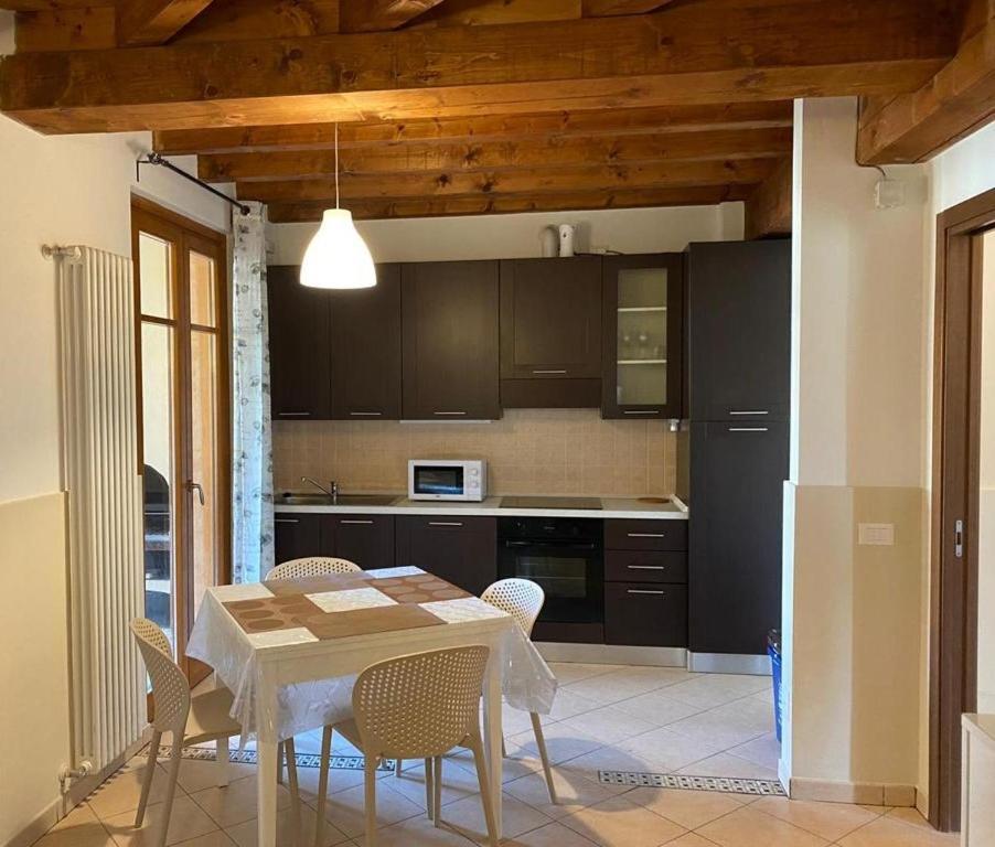 The Flowers - Apartments With Private Garden In Residence With Pool Manerba del Garda Exterior foto