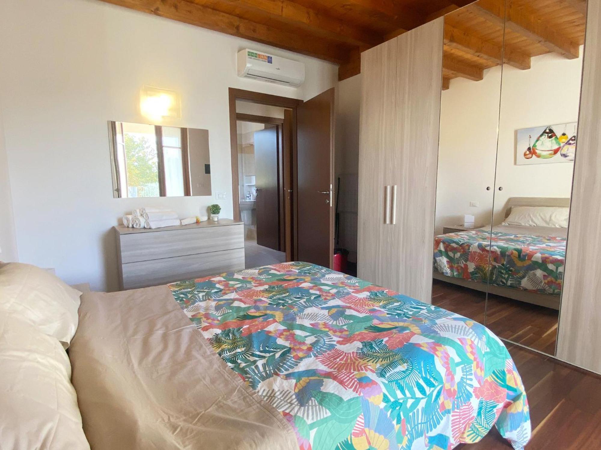 The Flowers - Apartments With Private Garden In Residence With Pool Manerba del Garda Exterior foto